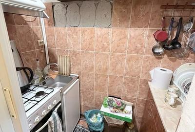 Garsonieră în Apărătorii Patriei