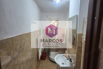 Apartament cu 3 camere semidecomandat în Cuptoare (Reșița)