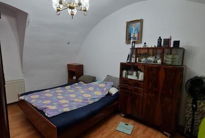 Casă cu 1 camere cu Teren 50 Mp în Central - 2