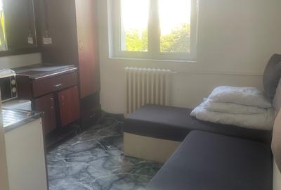 Garsonieră nedecomandată în Central - 3