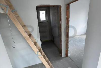 Casă cu 4 camere cu Teren 500 Mp în Sântandrei - 6