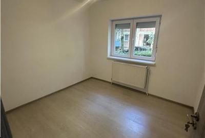 Apartament cu 3 camere decomandat în Aradului - 7