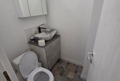 Apartament cu 3 camere decomandat în Vitan - 3