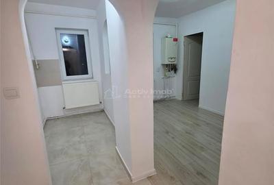 Apartament cu 3 camere semidecomandat în Micro 9 - 2