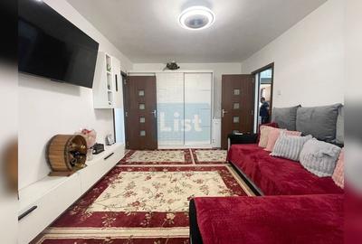Apartament cu 2 camere semidecomandat, mobilat în Micro I - 9