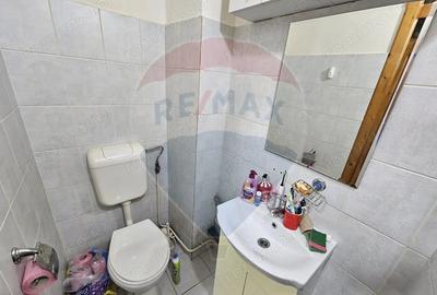 Apartament cu 3 camere decomandat în Central - 3