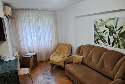 Apartament cu 2 camere semidecomandat, mobilat în Bucur Obor