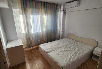 Apartament cu 2 camere decomandat în Apărătorii Patriei