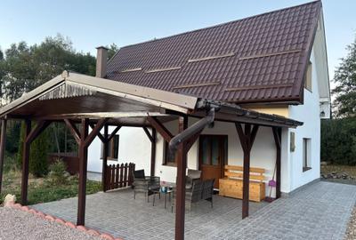 Casă individuală cu 3 camere cu Teren 6000 Mp în Râșca
