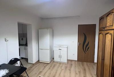 Garsonieră semidecomandată în Central