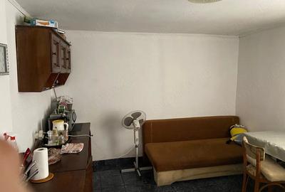 Casă cu 4 camere cu Teren 250 Mp în Bujac