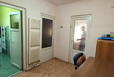 Garsonieră decomandată în Central - 1