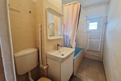Apartament cu 4 camere decomandat în Tei - 6