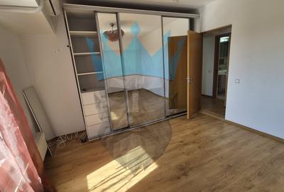 Apartament cu 4 camere semidecomandat în Unirii - 8