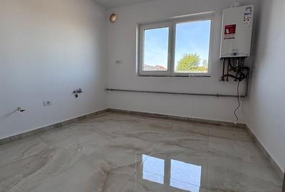 Duplex cu 4 camere cu Canalizare în Moșnița Nouă - 7