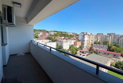 Apartament cu 2 camere decomandat în Arcu - 3