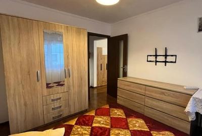 Apartament cu 2 camere semidecomandat, mobilat în Rădăuți