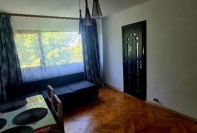 Apartament cu 2 camere nedecomandat în Km 4 - 5