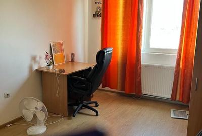 Garsonieră decomandată, mobilată în Complex Studențesc