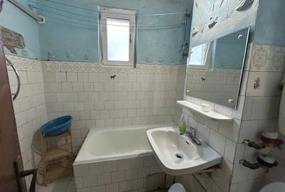 Apartament cu 4 camere decomandat în Ultracentral
