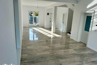 Spațiu comercial, de 180 mp, în Central - 19