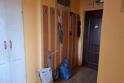 Apartament cu 3 camere decomandat în Exterior Vest - 1