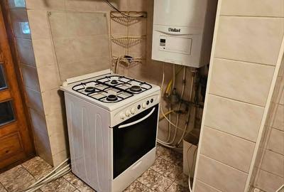Apartament cu 4 camere decomandat în Nicolina - 12