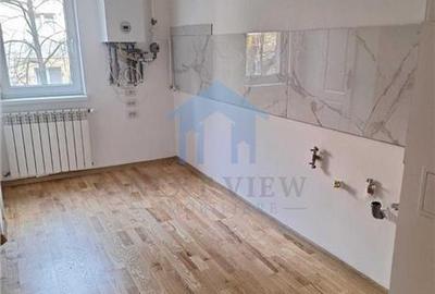 Apartament cu 4 camere decomandat în Zorilor