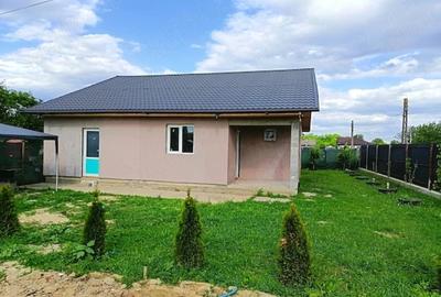 Casă cu Teren 465 Mp în Central