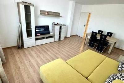 Apartament cu 2 camere decomandat în Est