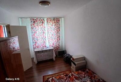 Apartament cu 2 camere semidecomandat în Malu Roșu