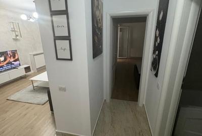 Apartament cu 2 camere semidecomandat, mobilat în Sebastian