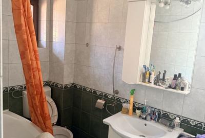 Casă cu 4 camere cu Teren 250 Mp în Crângași