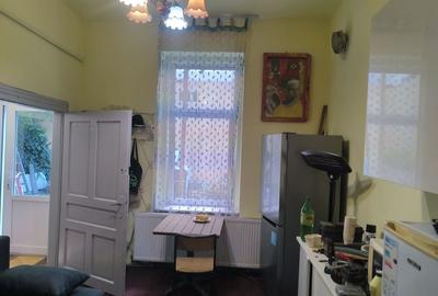 Apartament semidecomandat în Central