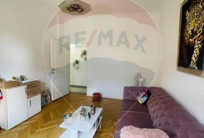 Apartament cu 2 camere decomandat în Centrul Istoric - 3