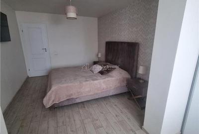 Apartament cu 3 camere decomandat în Libertății - 12