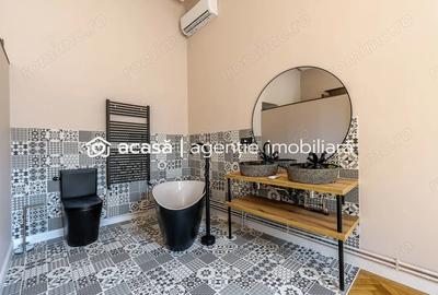 Apartament cu 3 camere nedecomandat în Central