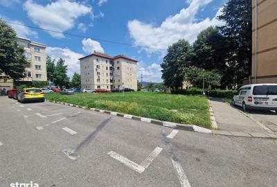 Teren de 892 mp, în Central - 7