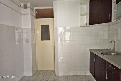 Apartament cu 3 camere decomandat, mobilat în Soarelui - 8