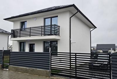 Casă cu 3 camere cu Teren 335 Mp în Șcheia - 7