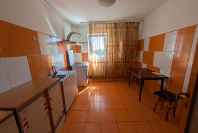 Apartament cu 3 camere decomandat în Orizont - 3