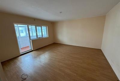 Apartament cu 3 camere decomandat în Câmpineanca - 4