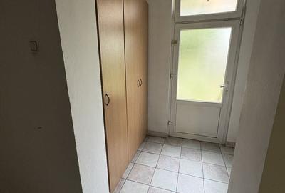 Spațiu comercial, de 90 mp, în Central