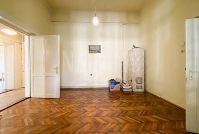 Apartament cu 3 camere în Central - 3