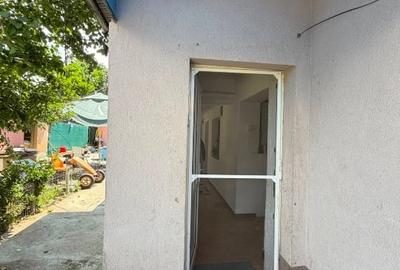 Casă individuală cu 3 camere cu Canalizare în Chitila