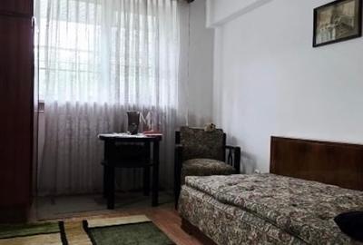 Apartament cu 3 camere decomandat în Drumul Taberei - 3