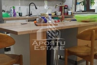 Casă individuală cu 7 camere cu Canalizare în Ghiroda - 2