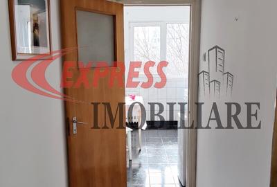 Apartament cu 2 camere decomandat în 1 Decembrie 1918 - 3