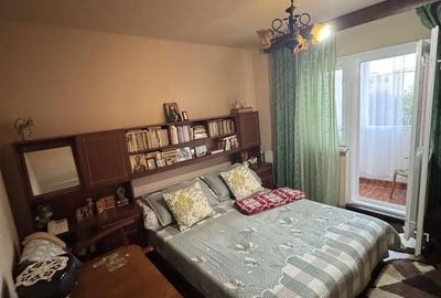 Apartament cu 3 camere decomandat în Lăpuș Argeș