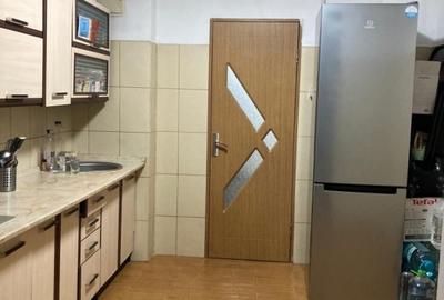 Apartament cu 3 camere semidecomandat, mobilat în Crângași - 2